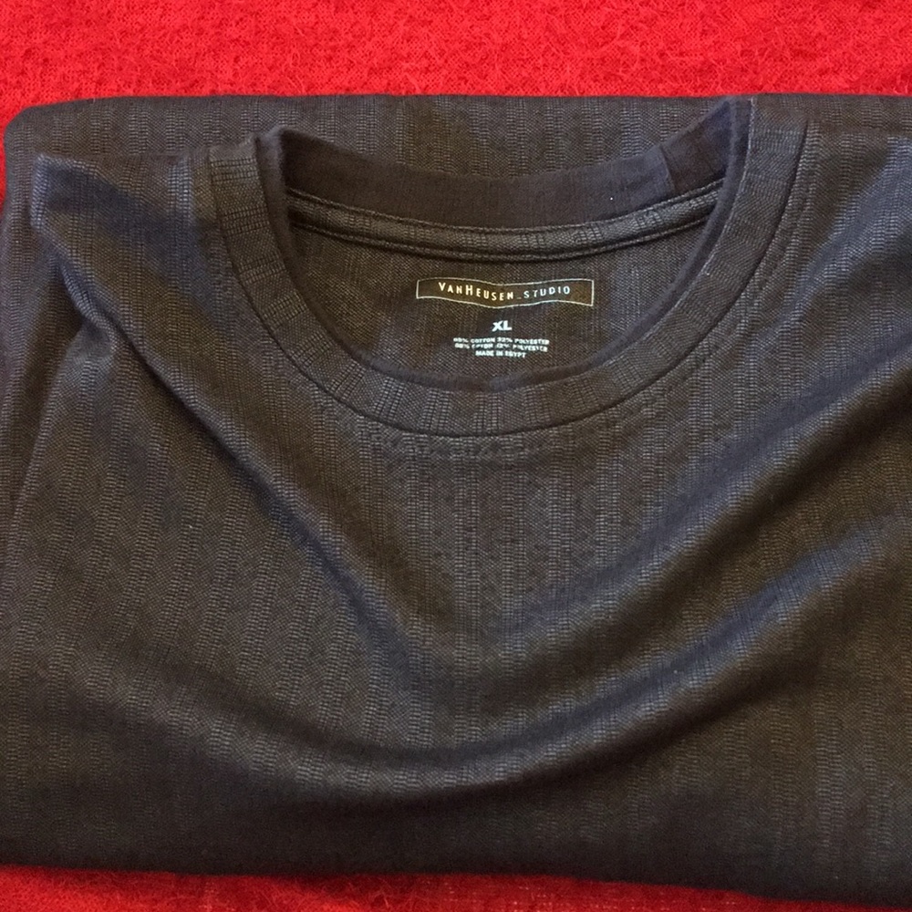 Men’s Van Heusen Short Sleeve Shirt size XL